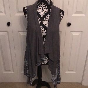 Fun flowy vest with grey and patterned layers